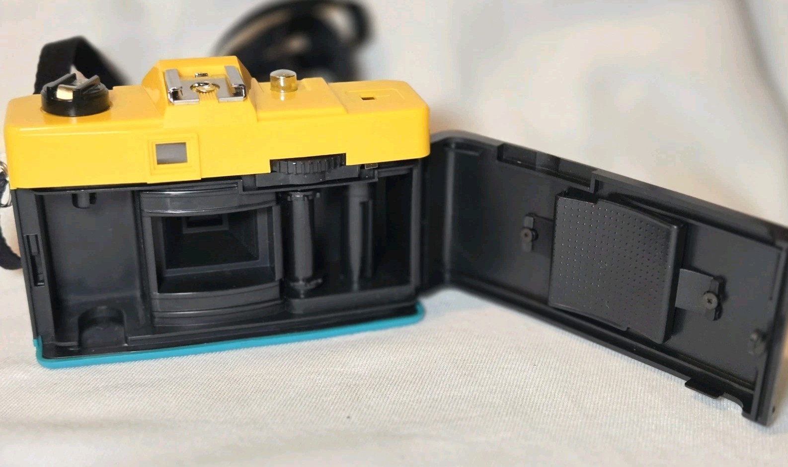 Vtg JCPENNEY/Pulsar Promotional 35mm Plastic Camera Fix Focus 50mm Lens W/Box