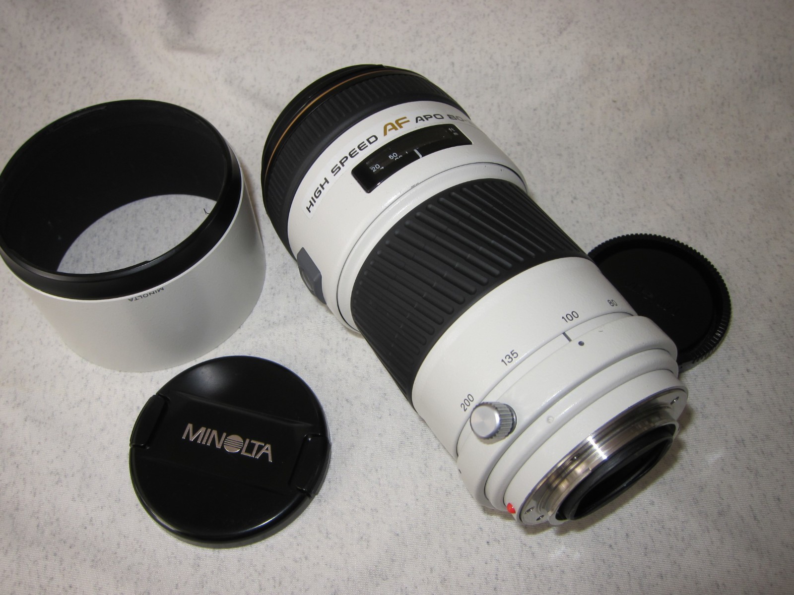 Minolta High Speed AF APO Tele Zoom 80-200mm 1:2.8 Sony/Minolta A-Mount Japan.