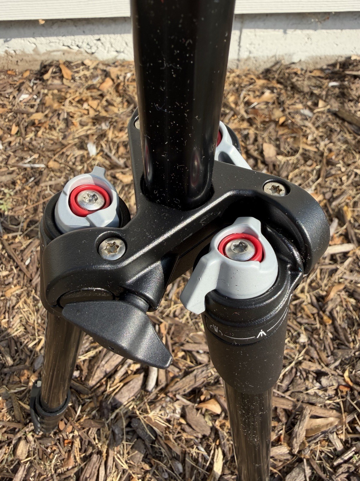 Manfrotto Befree Aluminum Travel Tripod MKBFRA4-BH S/N A4455465 Made In Italy
