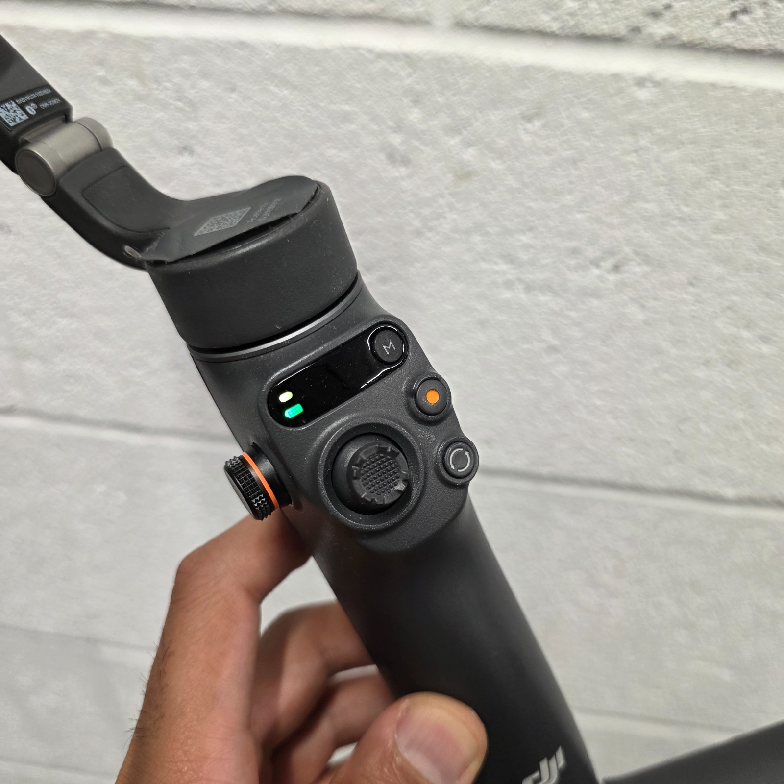 DJI Osmo Mobile 6 Smartphone 3-Axis Gimbal Stabilizer CP.OS.00000213.01