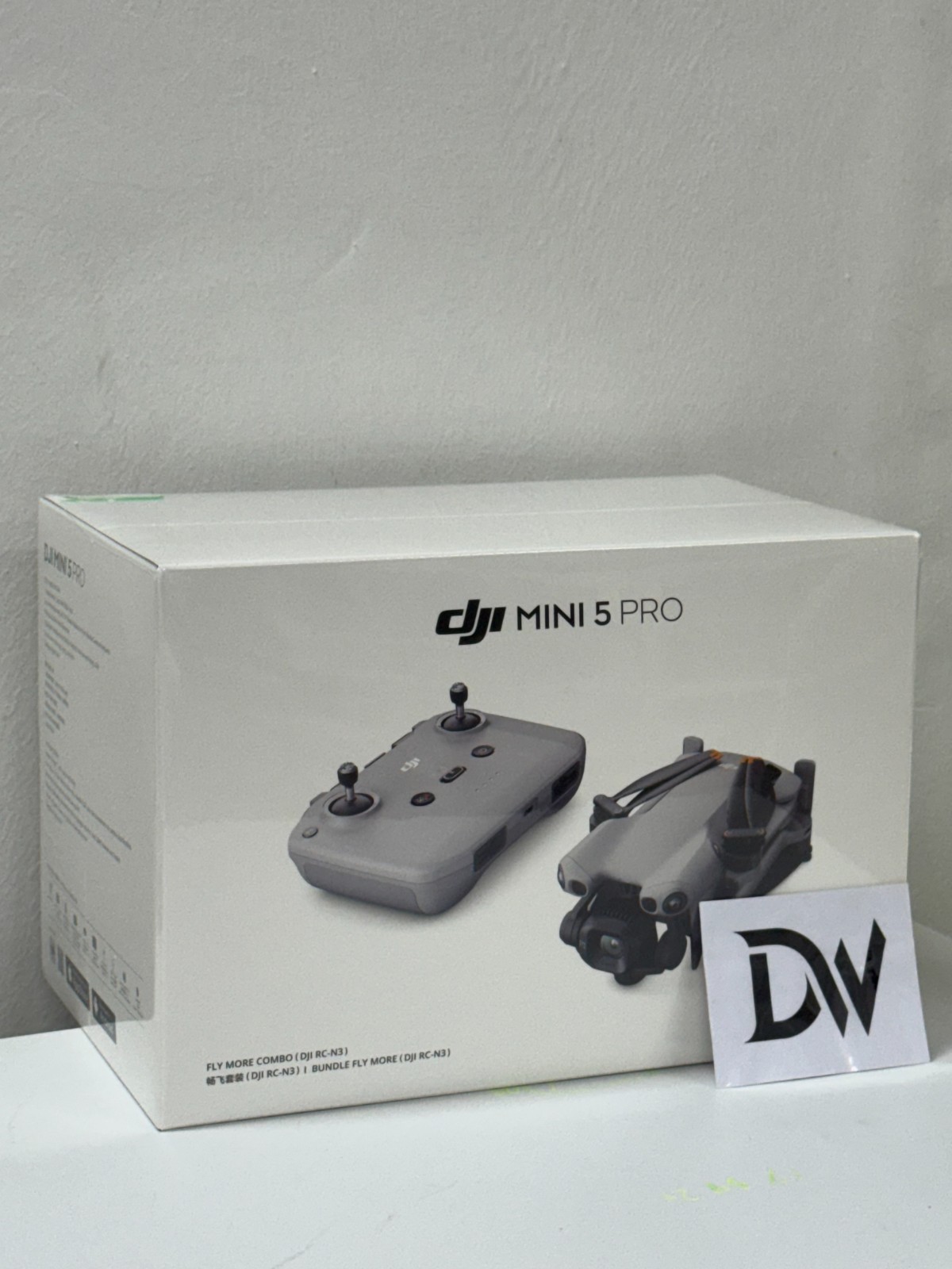 [NEW] [IN STOCK] DJI Mini 5 Pro Flymore combo (DJI RC-N3) -No Tariffs In US