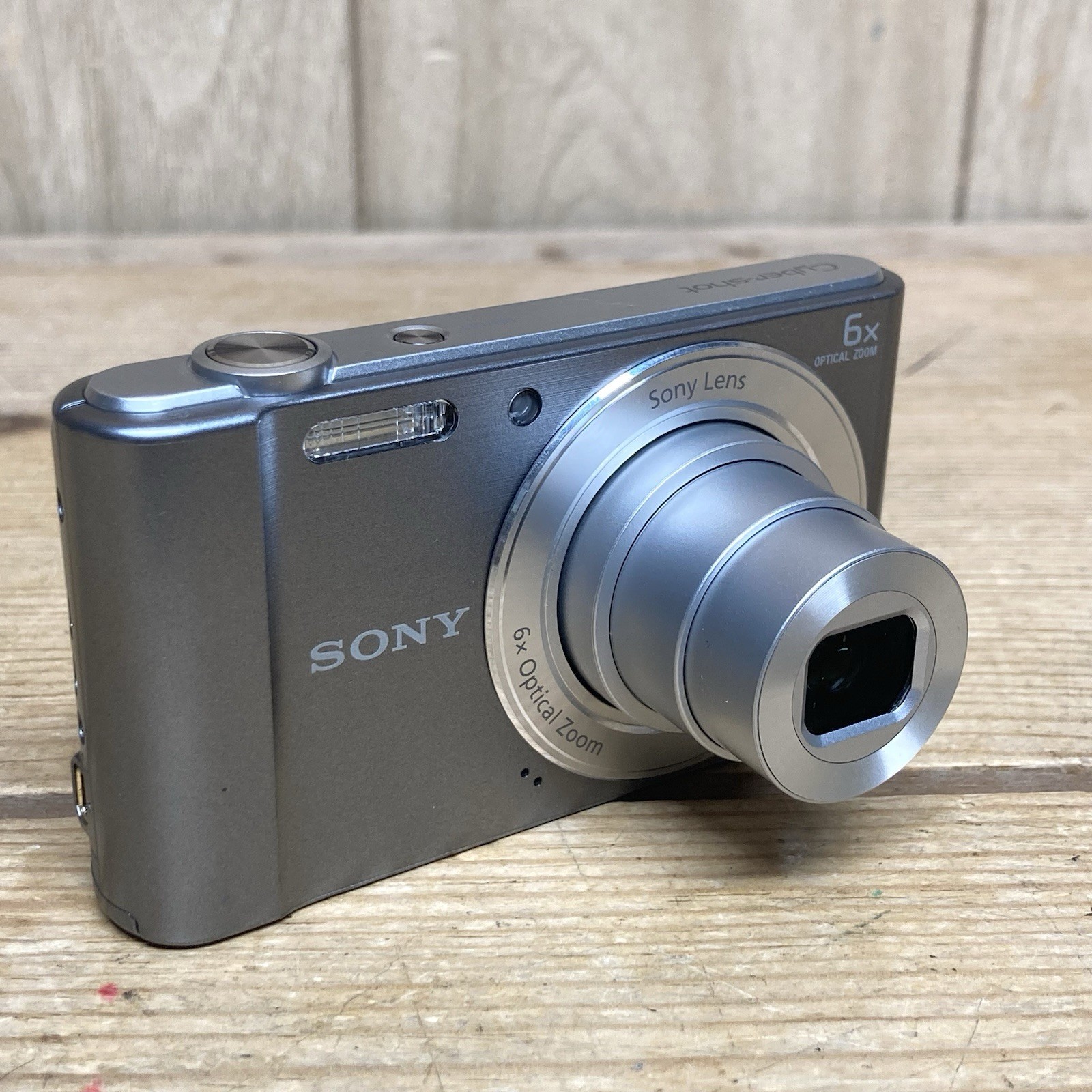 Sony Cyber-shot DSC-W810 20.1MP Compact Camera w/ Case & Charger – WORKS GREAT