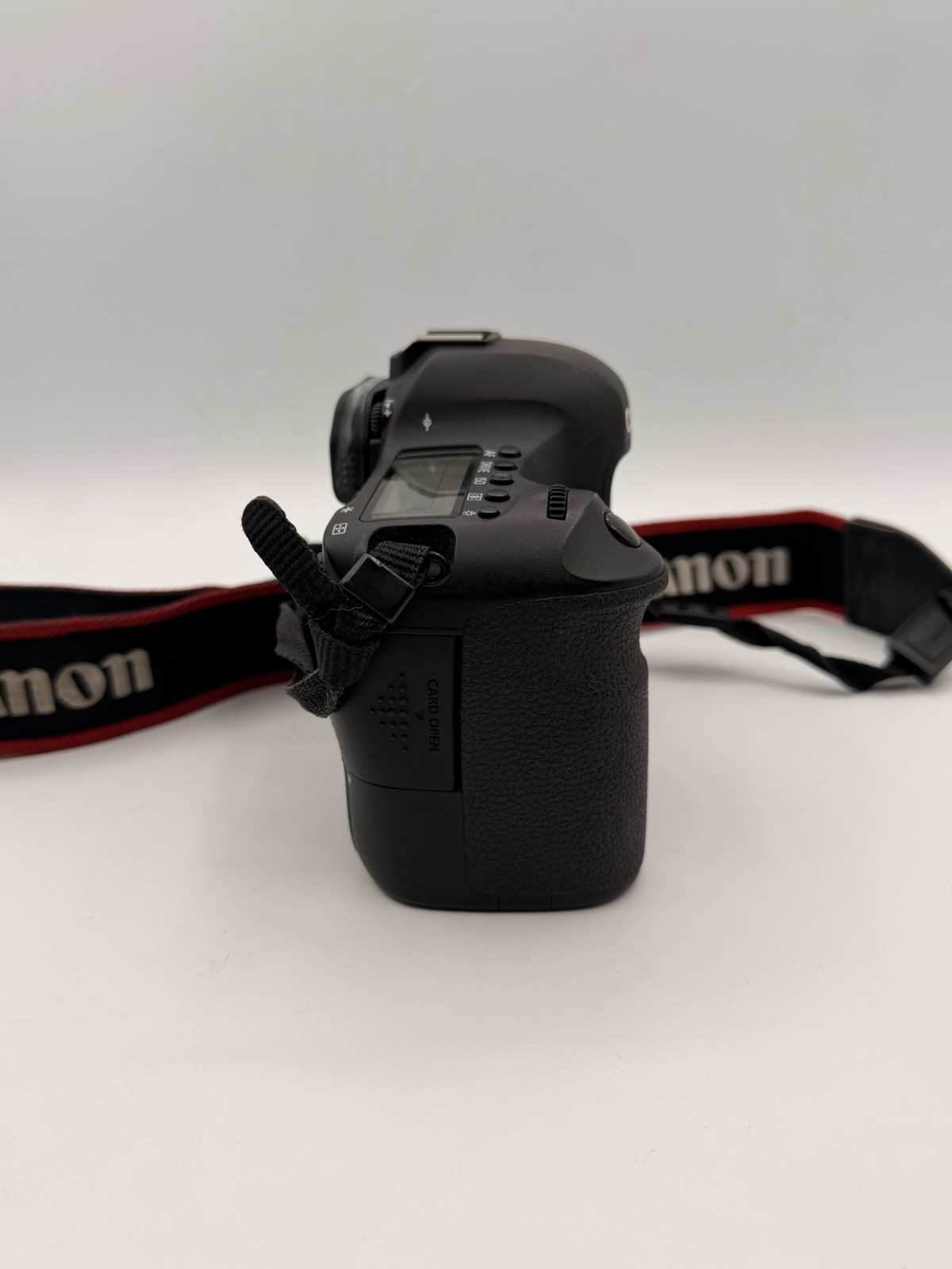 Canon EOS 6D 20.1 MP CMOS Digital SLR Full Frame Camera Tested