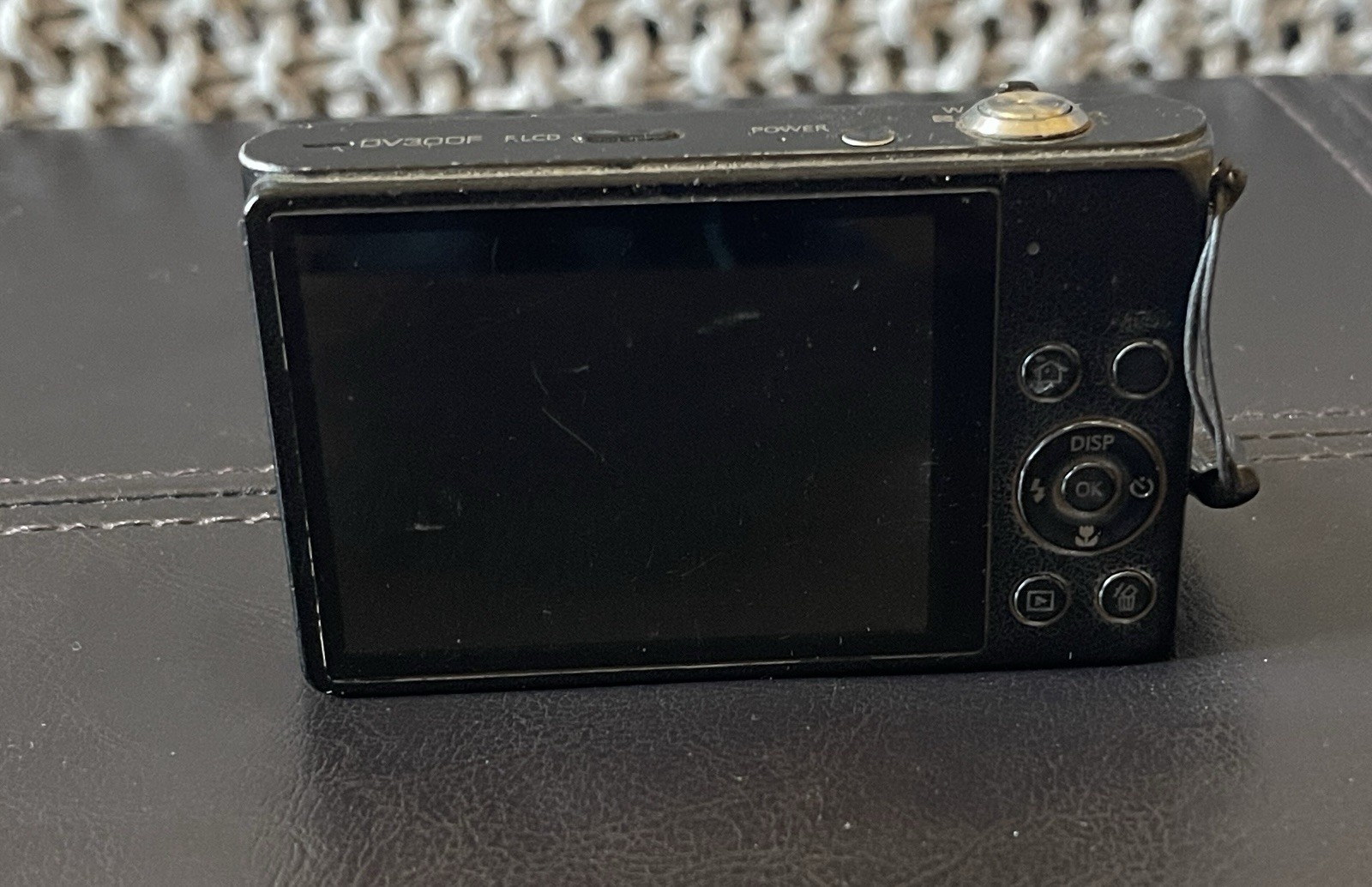 Samsung DV300F Compact Digital Camera 16.1MP 5X PLEASE READ FOR PARTS OR REPAIR