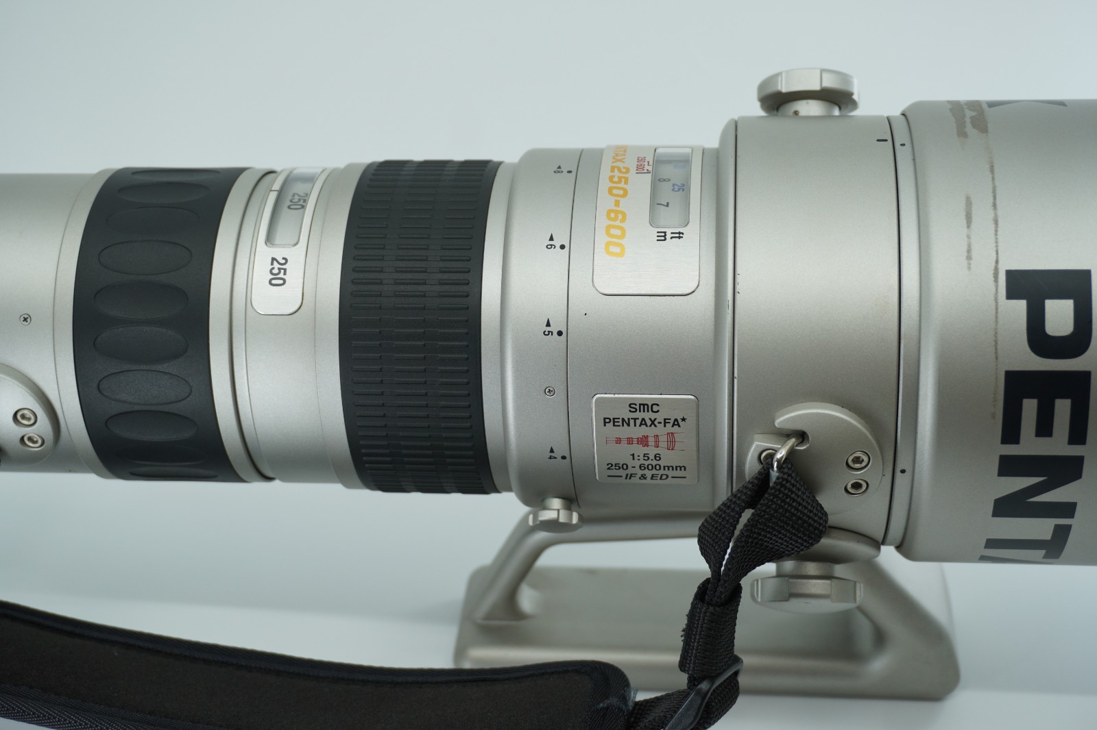 SMC Pentax FA* 250-600mm F5.6 IF & ED Telephoto Zoom Lens #3013867 From JAPAN