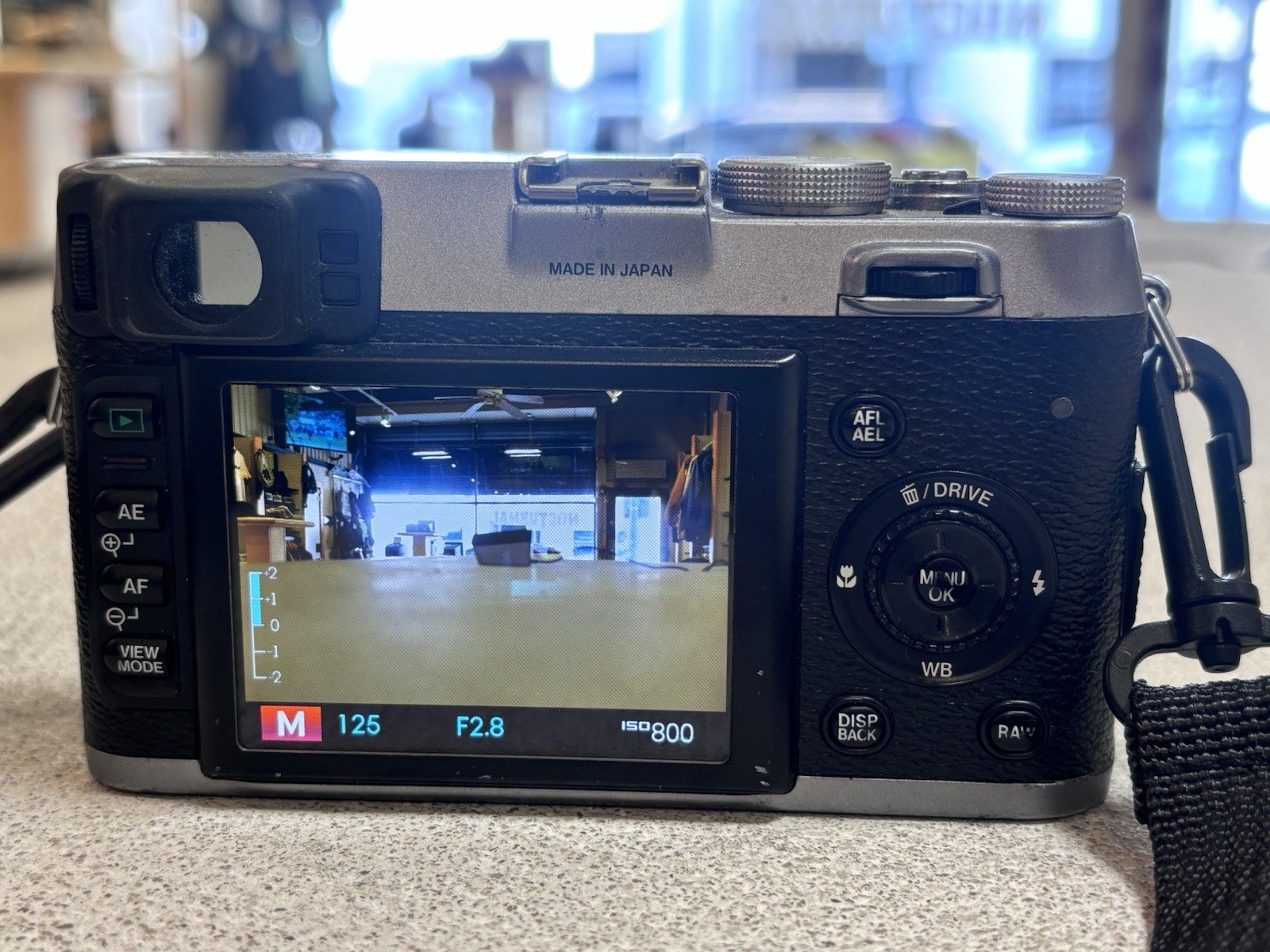 Fujifilm X100 12MP Compact Camera f/2 Silver/Black w Battery