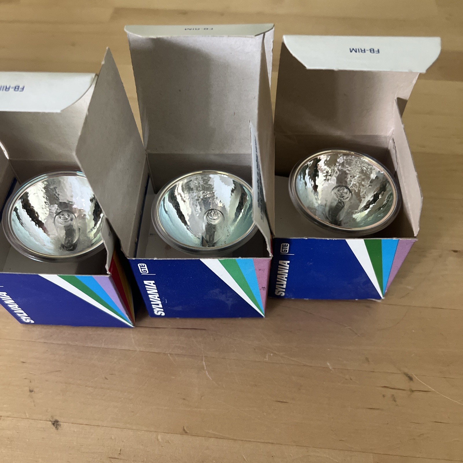 3 BRAND NEW SYLVANIA ELH 120v 300w, photo A/V projector lamp projection bulb
