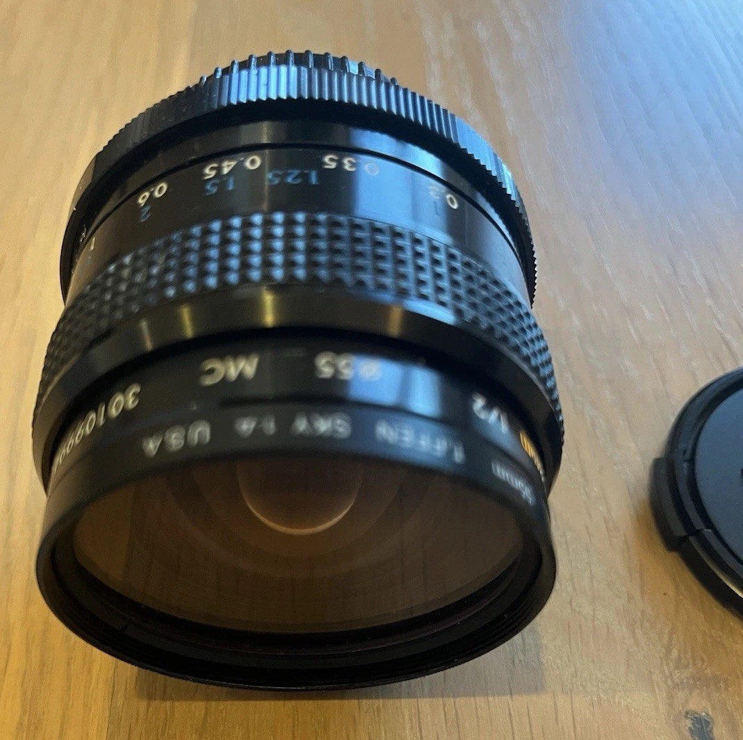 KIRON KINO MC Precision 28 mm F/2 w lens cover for Vintage Minolta Camera X-700