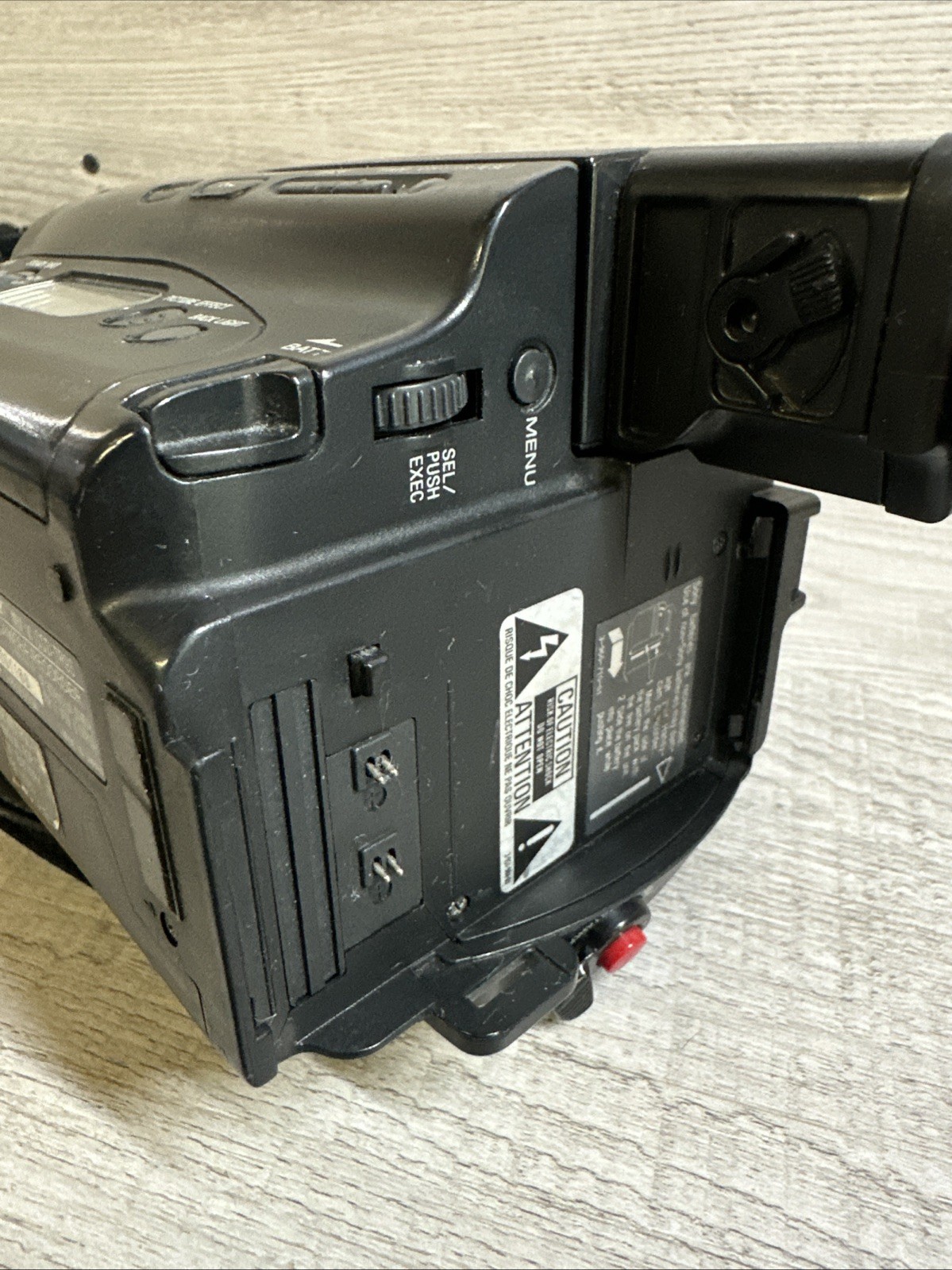 Sony Handycam Video8 CCD-TR93 Camcorder SteadyShot 24x Digital Zoom Black No Bat