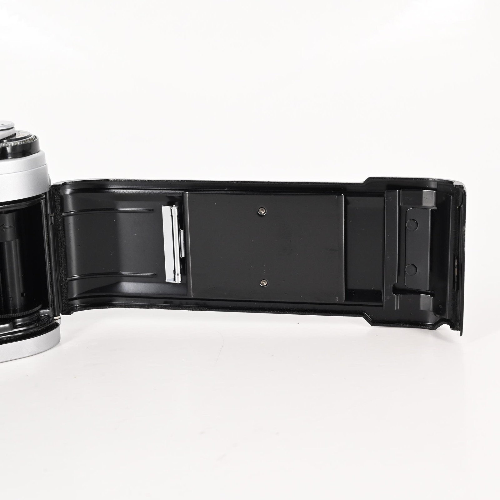 Canon AE-1 SLR Film Camera Body Chrome AE1 *Read #527