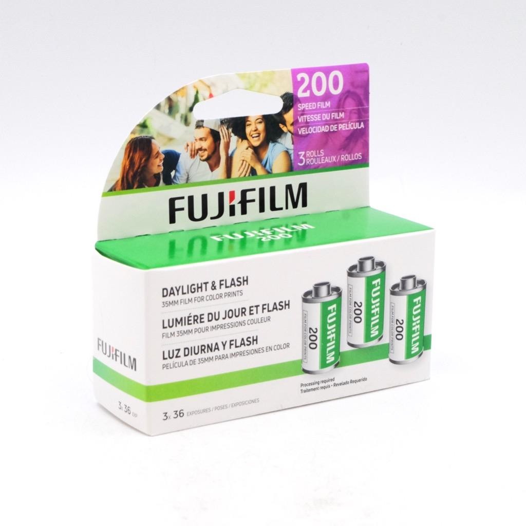 Fujifilm Fujicolor 200 iso, 35mm Film (36-Exposure) – LOT of 120 ROLLS!