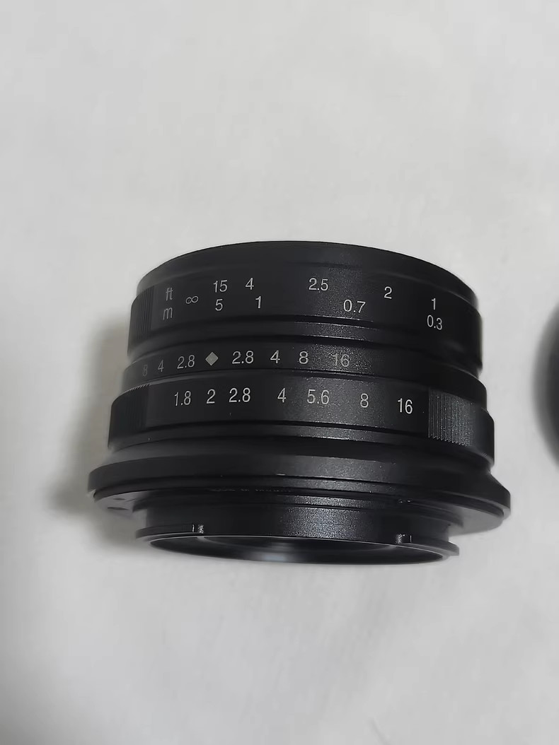 7artisans 25mm F1.8 Black Manual Focus LENS for Canon EOS M EF-M Camera