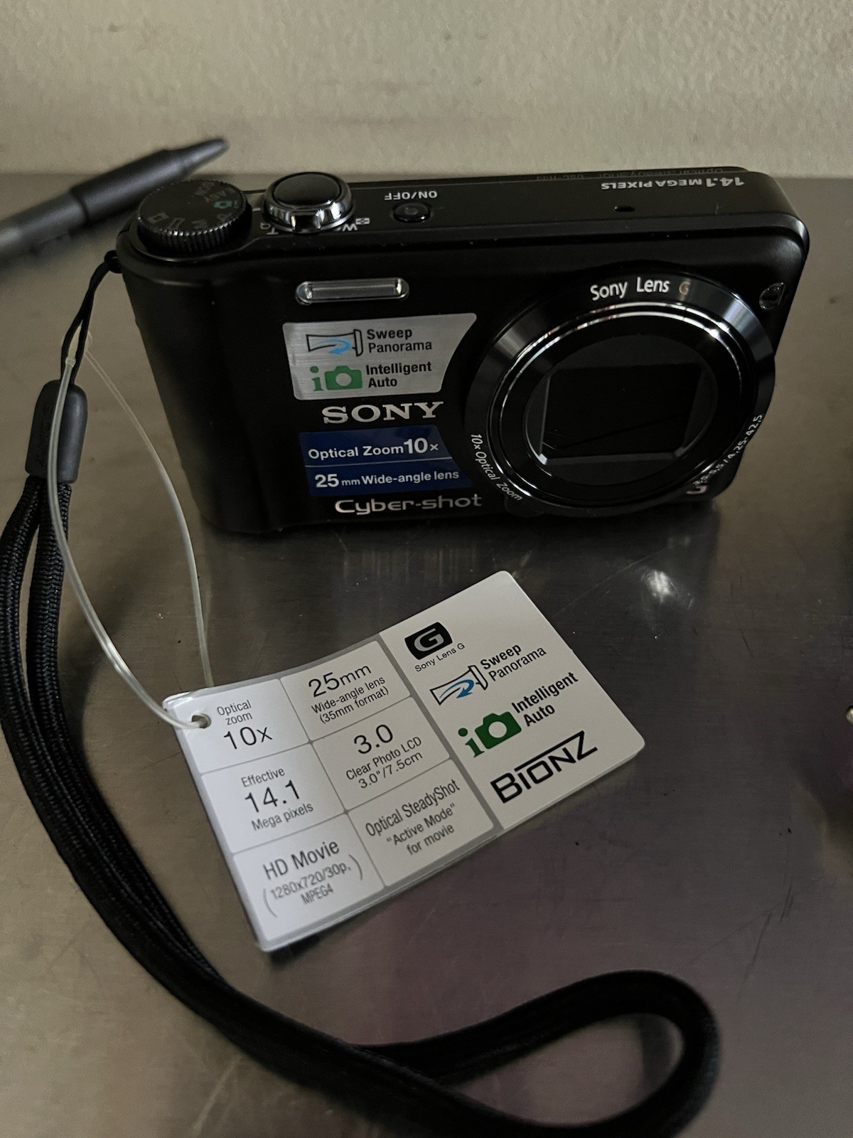 Brand NEW NOS Sony Cyber-shot DSC-H55 14.1MP Digital Camera – Black
