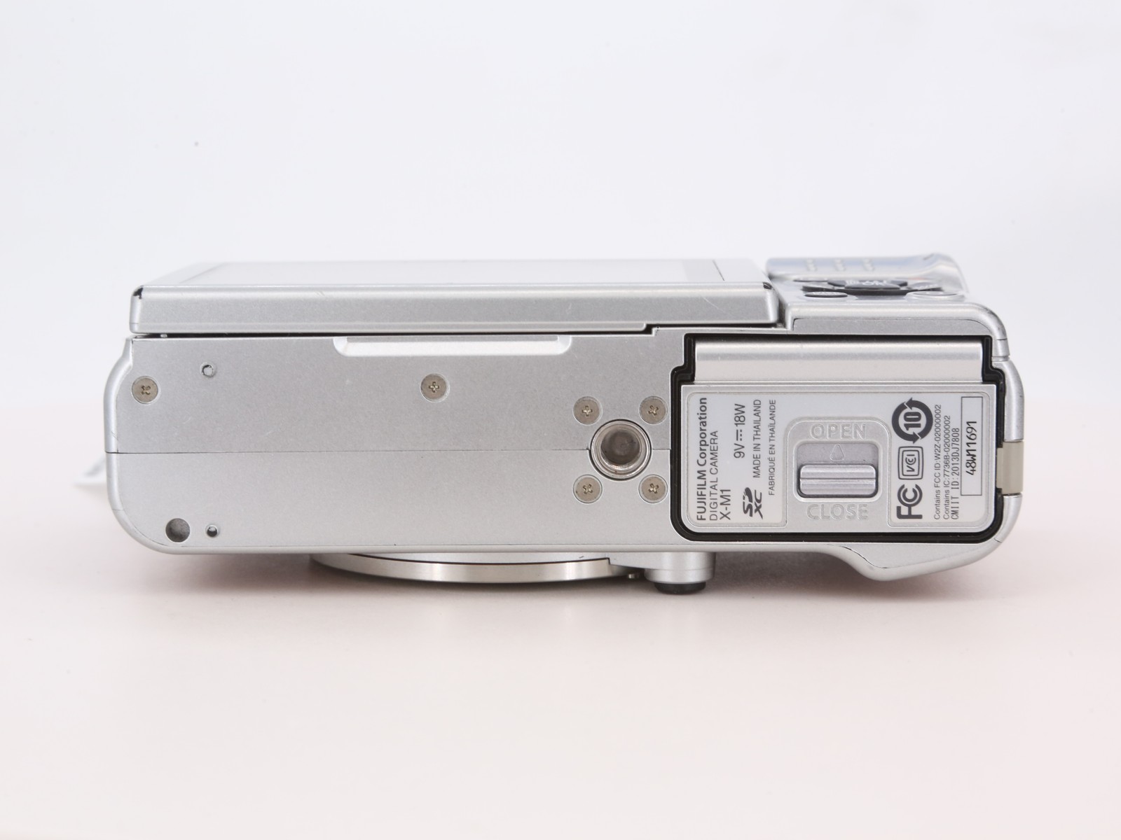 [Good, Fast Shipping] Fujifilm X-M1 Camera