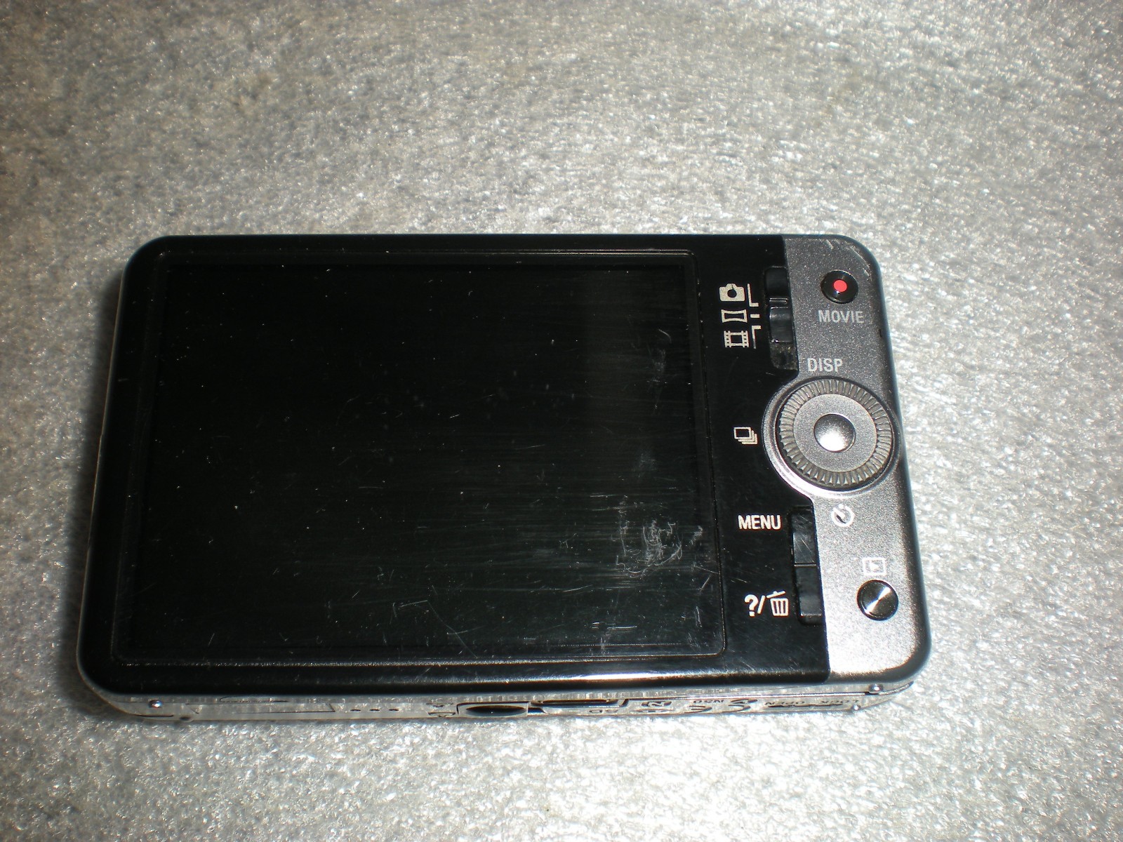 READ DESCRIPTION Sony Cybershot DSC-WX150 10X Optical Zoom 18.2MP Digital Camera