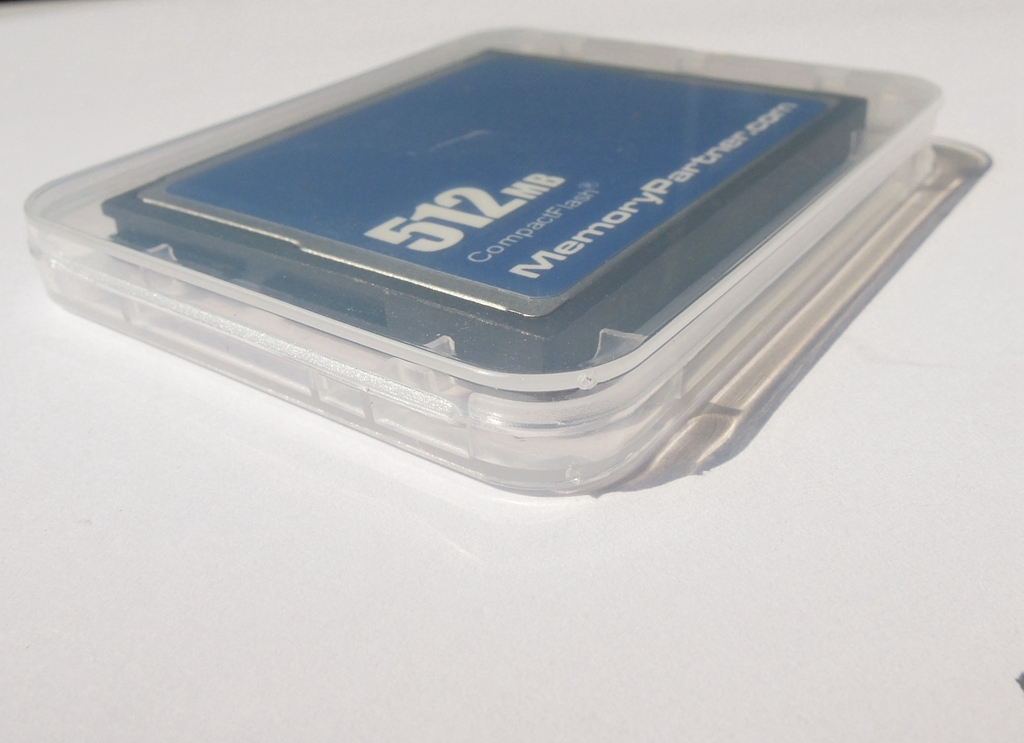 50 x 512MB CompactFlash Standard CF Memory Card Generic Brand New W/Cases