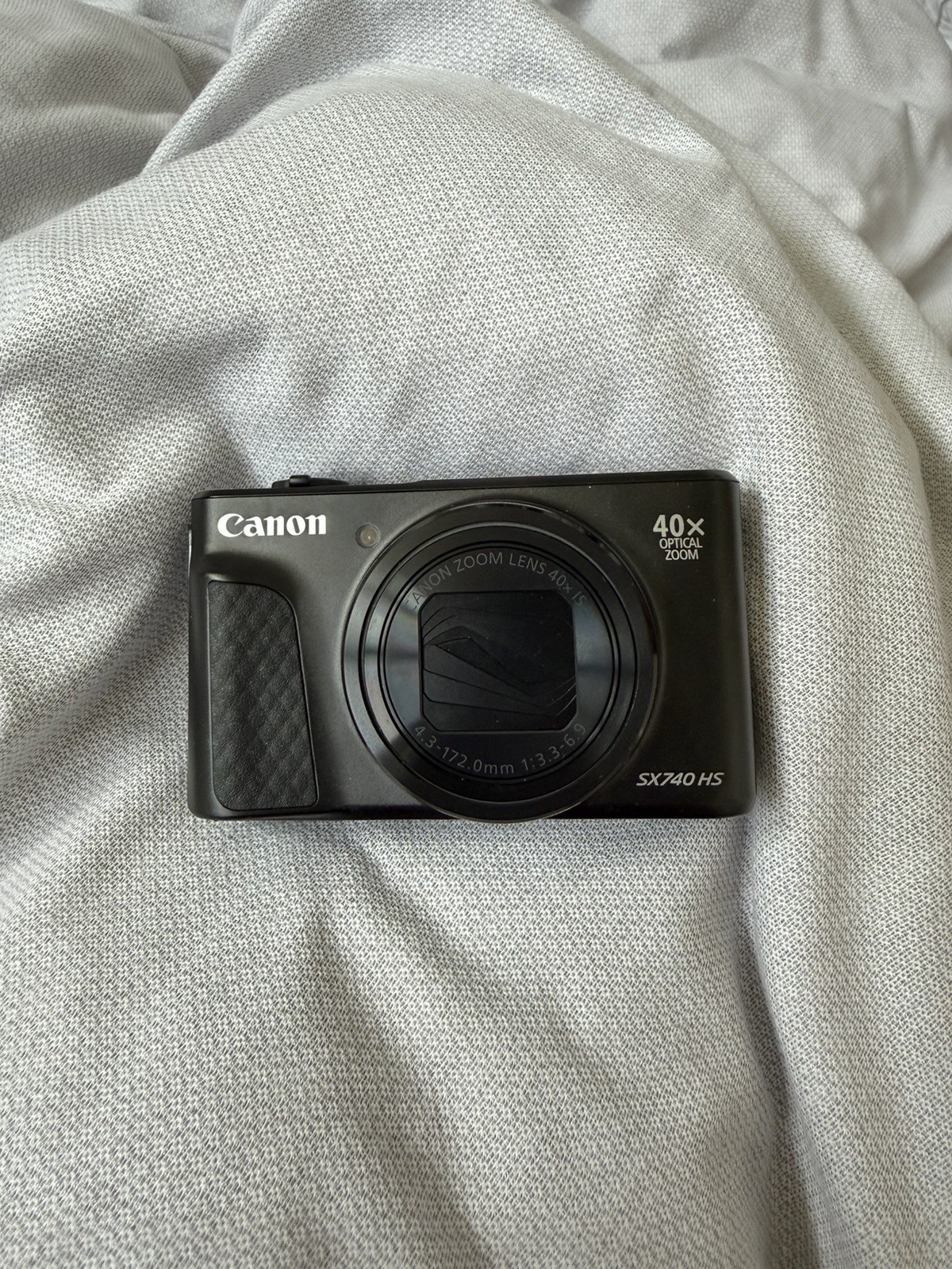 Canon SX740HS Black 20.3MP Camera New, Untouched, USA Model