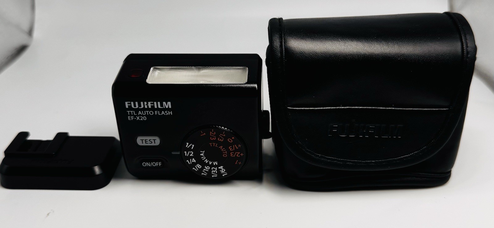Fujifilm EF-X20 TTL Auto Flash Tested Works Excellent Condition w/ Case & Manual