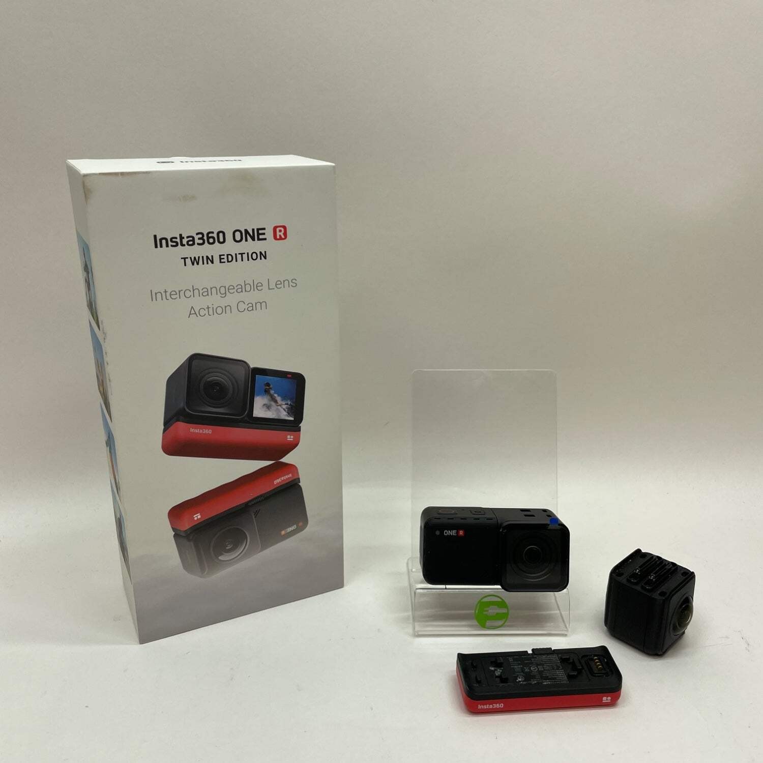 Insta360 One R Twin Edition 18/12MP Interchangeable Lens Action Cam CINAKGP/A