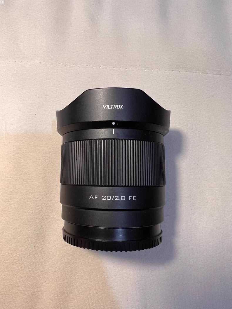 Viltrox 20mm F2.8 FE Wide-Angle AF Lens for Sony E-Mount | 98% New, Full-Frame