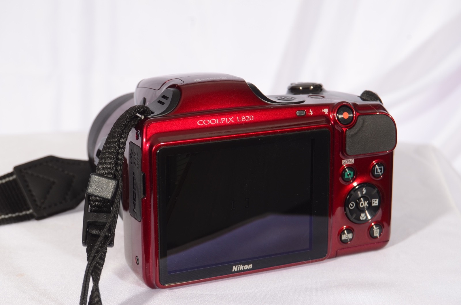 Nikon COOLPIX Red L820 16.0 MP 30x Zoom Full HD Digital Camera Tested WORKS