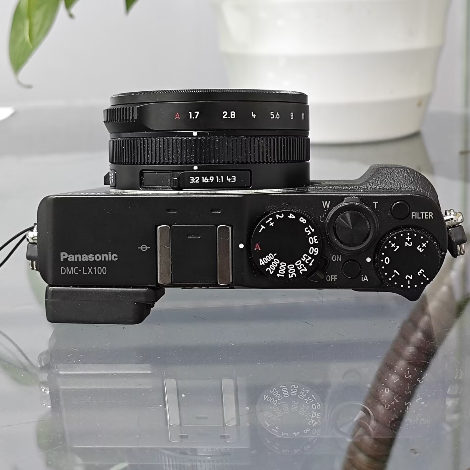 Panasonic LUMIX DMC-LX100 12.8MP Digital Camera 4K video Cam W/ Wi-Fi NFC 95%NEW
