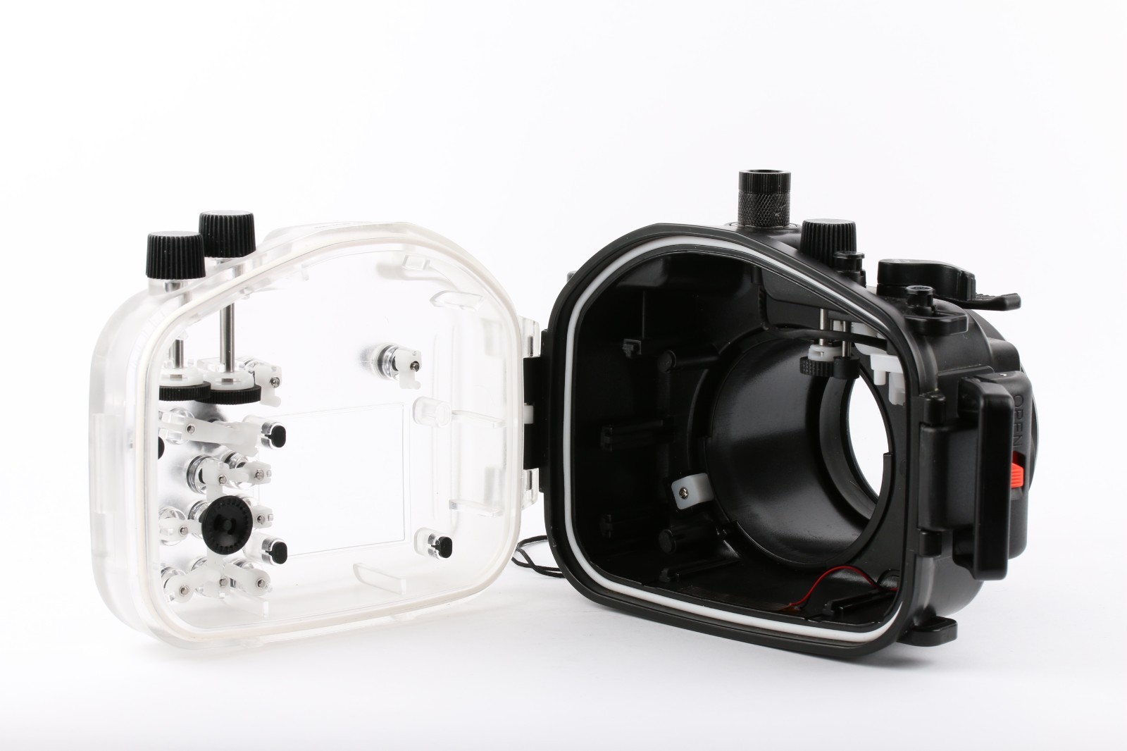 USED Sony A7 II – SC 7113 w/ 28-70mm Kit lens & UNDERWATER HOUSING #2383H