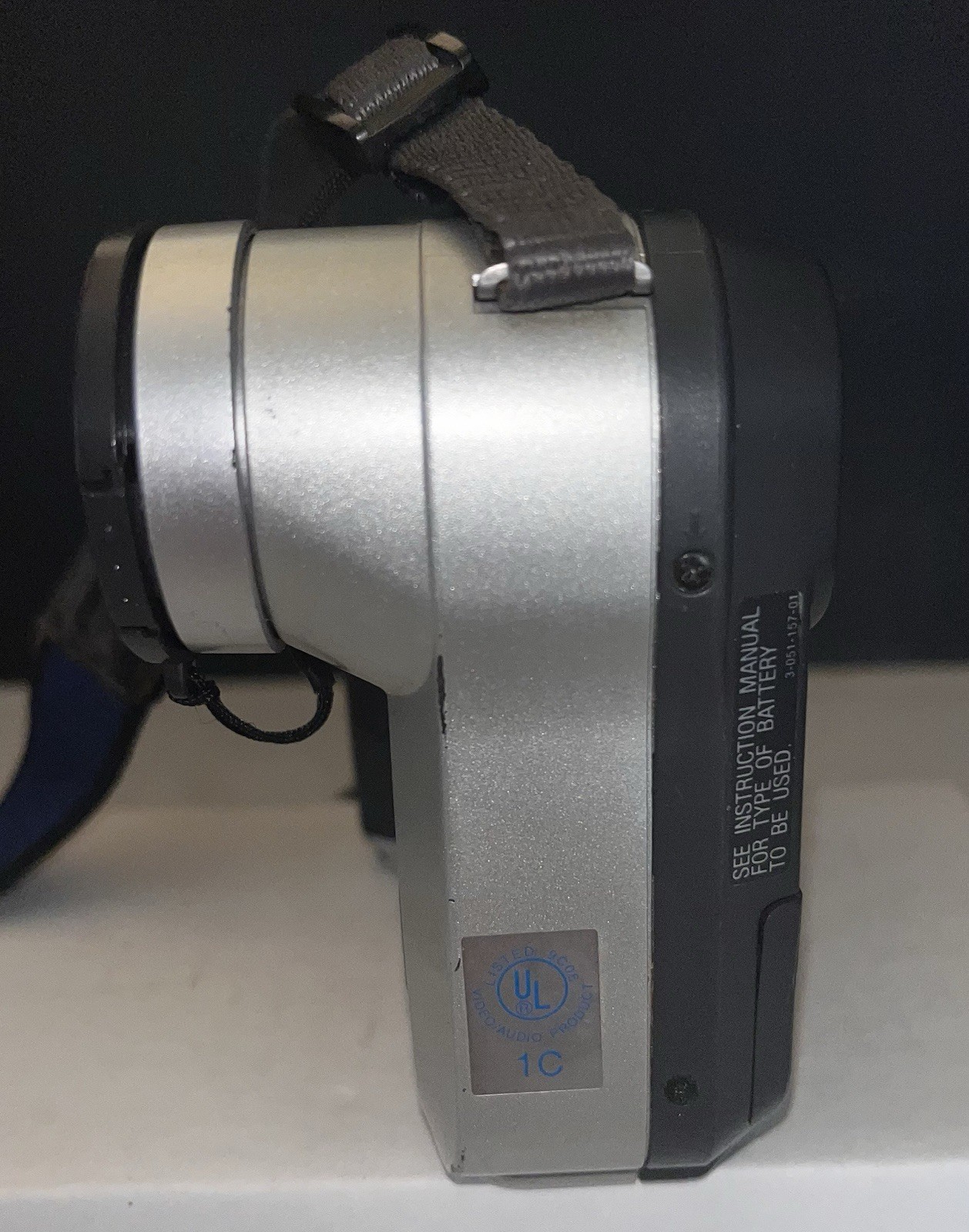 Sony FD Mavica MVC-FD75 Compact Digital Camera W/ Battery UNTESTED