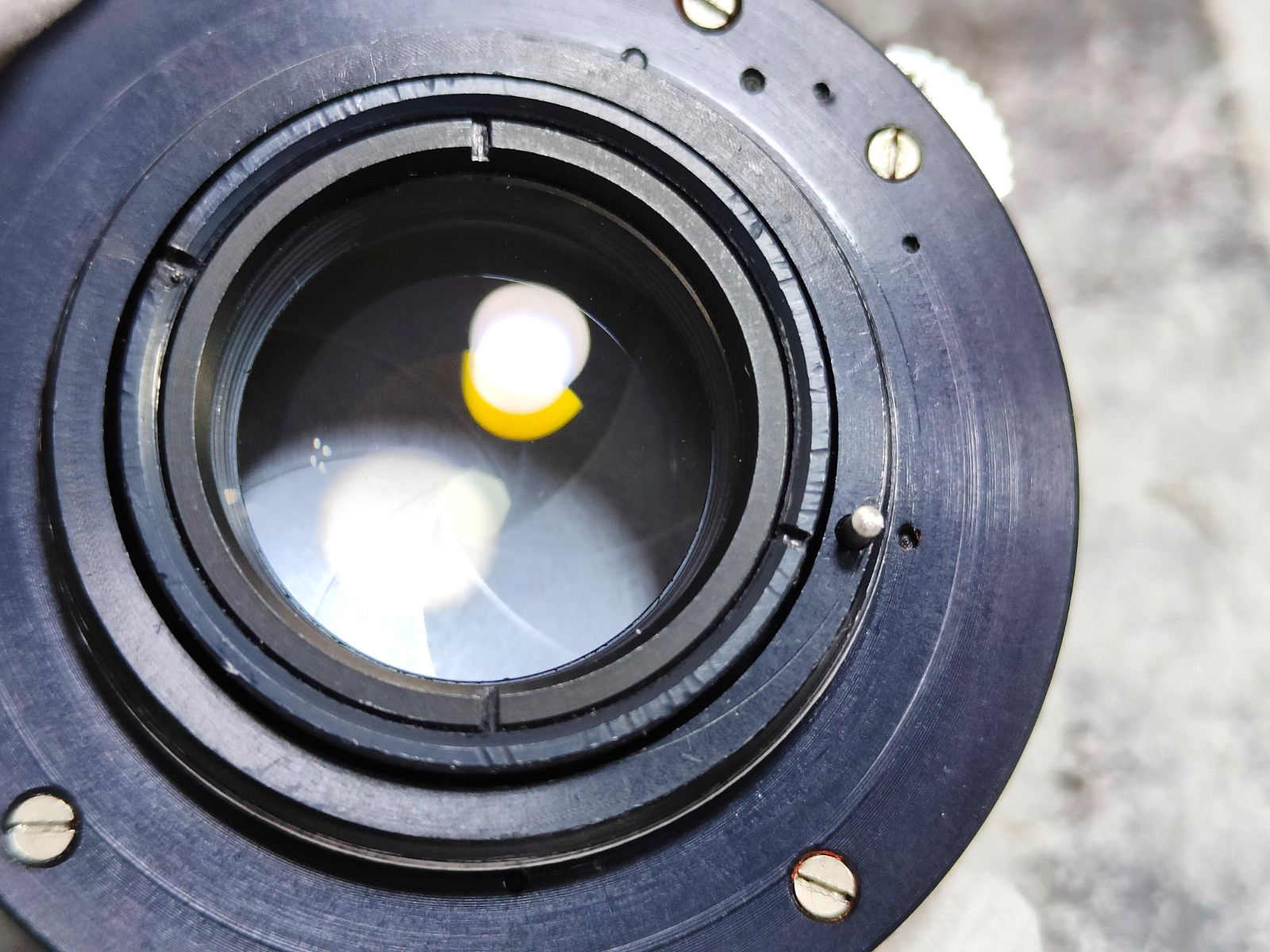 KMZ Helios 44M lens 58mm 1:2 A/M aperture fits M42 mount.