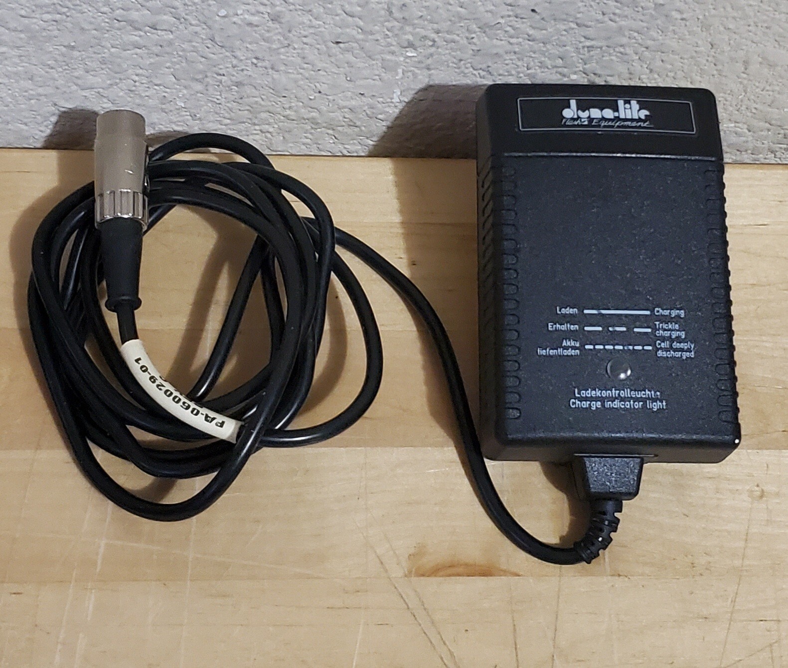 GENUINE DYNALITE JR-CH300 CHARGER FOR JACKRABBIT BATTERY PACK (100-240V) TESTED