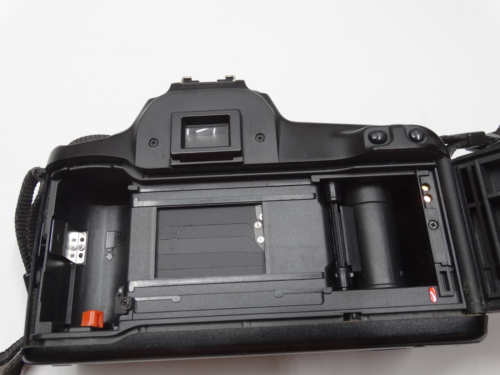 Canon EOS 1000F 35mm SLR Film Camera 35-80mm Lens, Filters, accessories -Tested