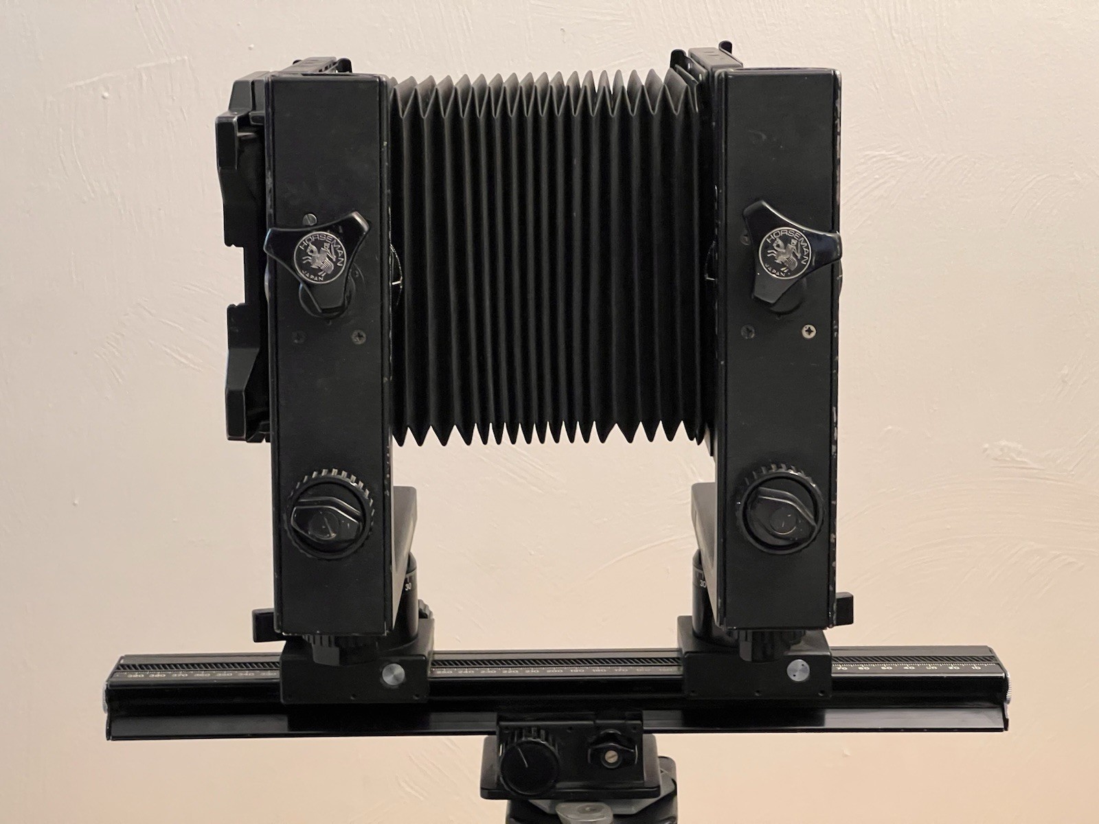 Horseman 450 4×5 PRO View Camera GREAT Mechanical Condition PERFECT BELLOWS