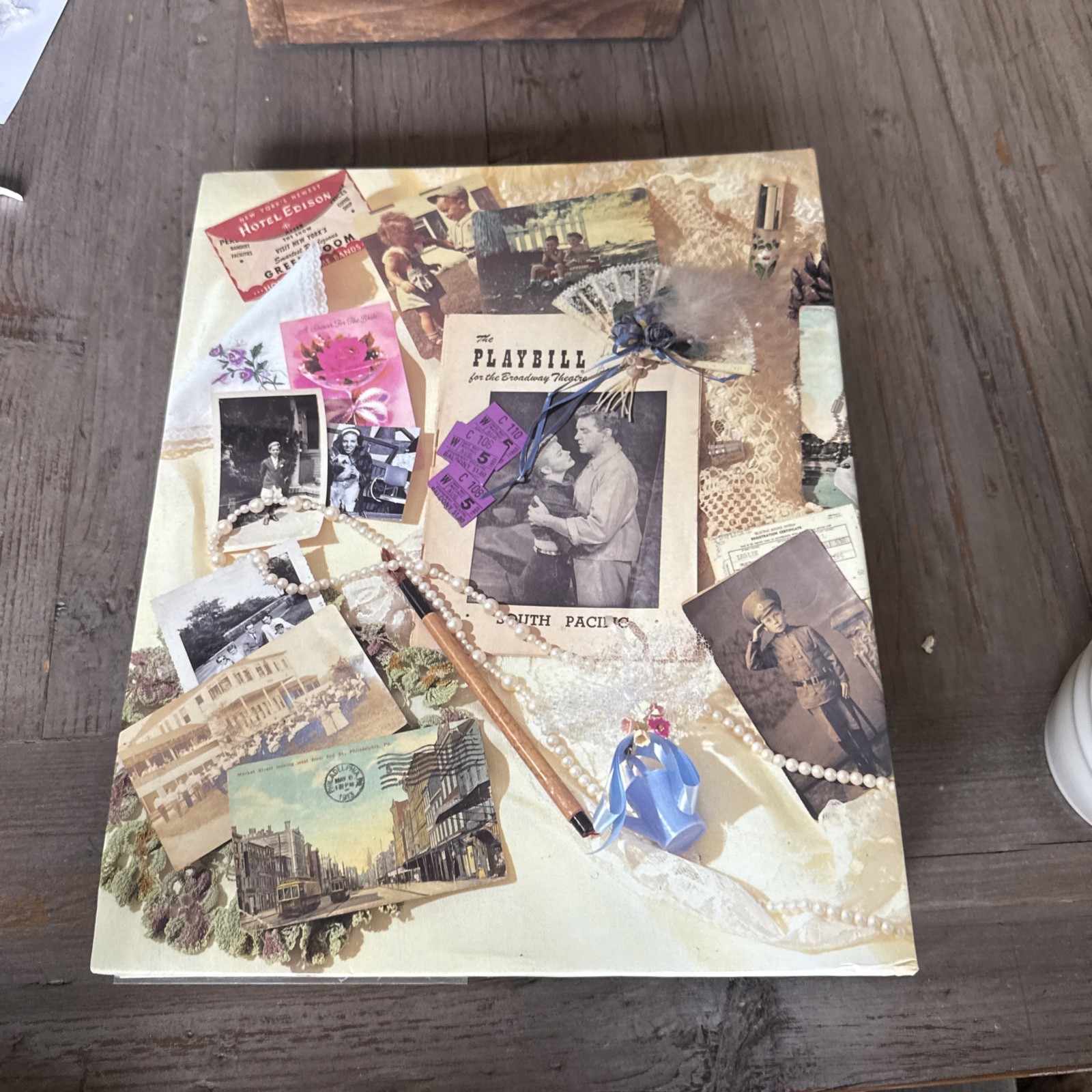 Traveler’s/ Family Photo Album Holds 330+ Photos with Indexing Tabs 55 Inserts.