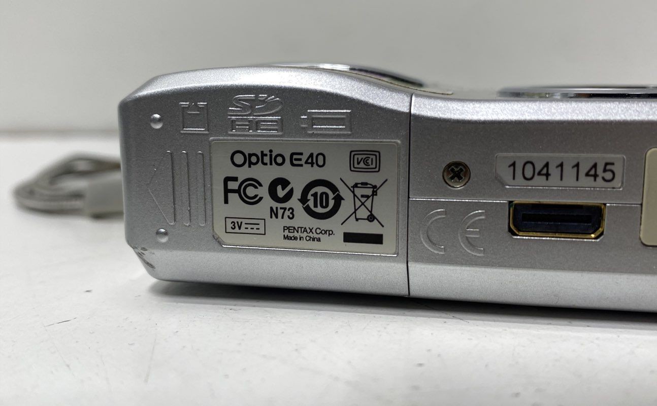 Pentax Optio E40 8.1MP Compact Digital Camera Silver AA Battery Powered