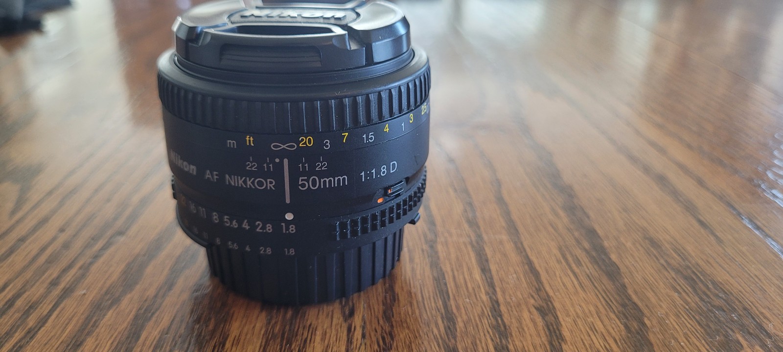 Excellent condition Nikon 50mm AF-D f1.8 F mount prime lens
