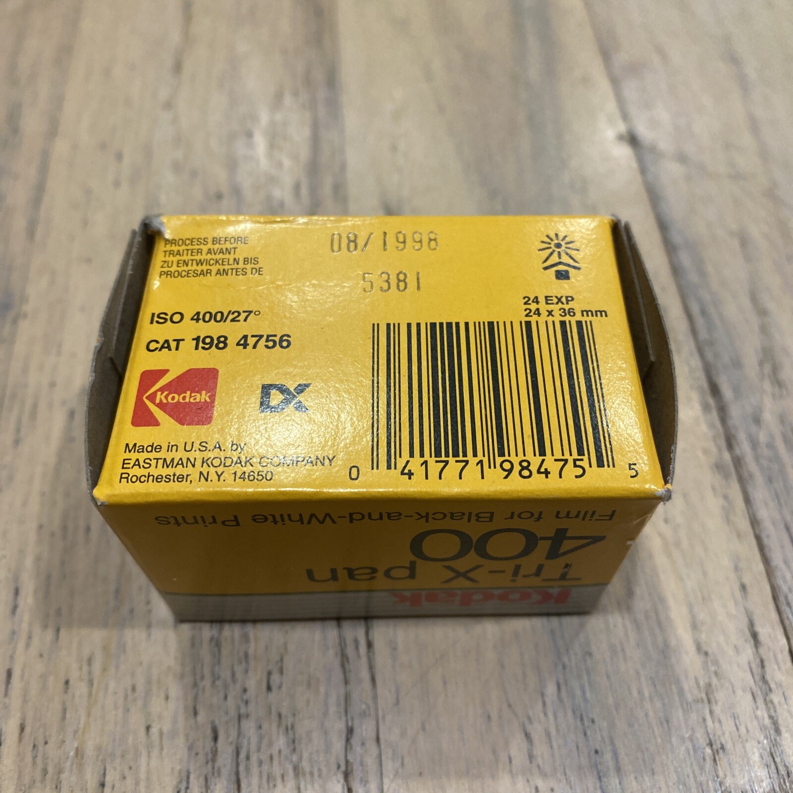 Kodak Tri-X Pan 400 B&W Print Film TX 135-24 NOS Sealed Expired 1998