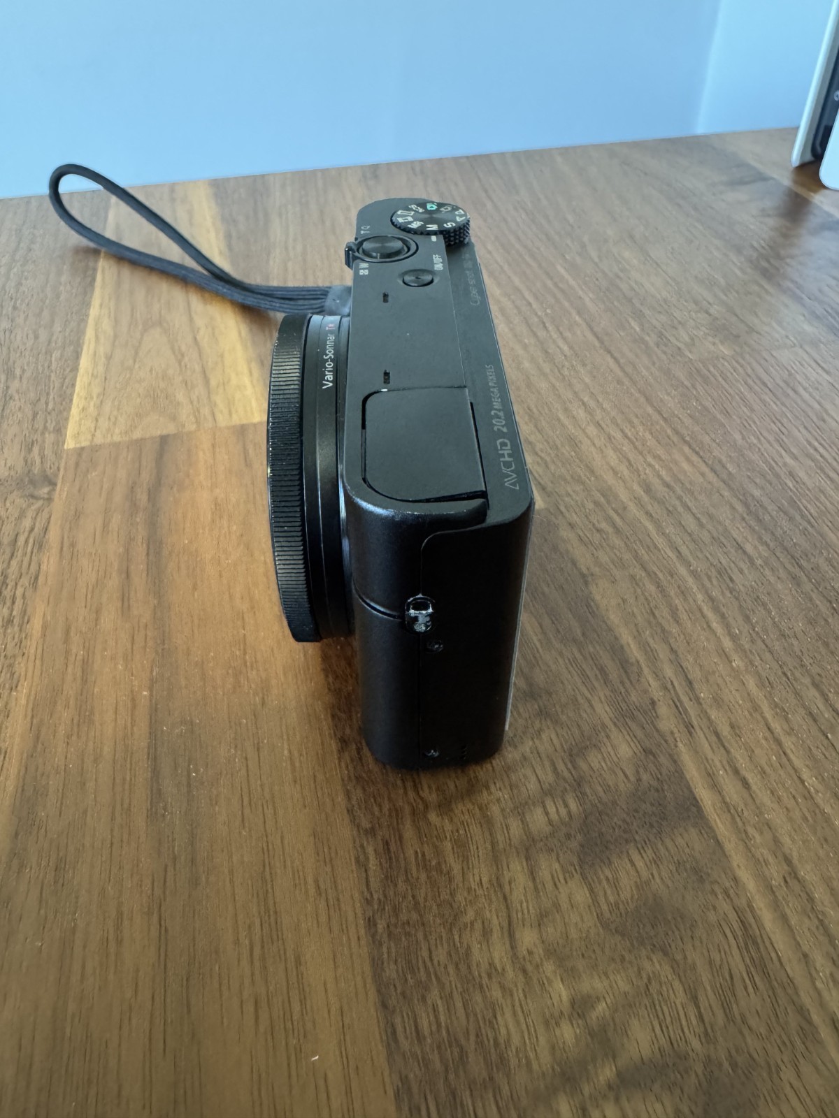 Sony Cyber-shot DSC-RX100 20.2MP 3.6x Optical Zoom F1.8-F4.9 Digital Camera