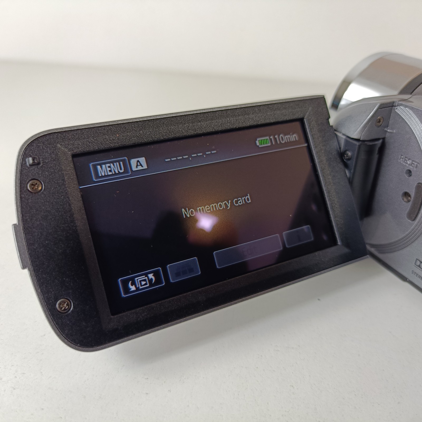Canon Legria HF R205 Handheld High Definition Camcorder Silver Tested With Card