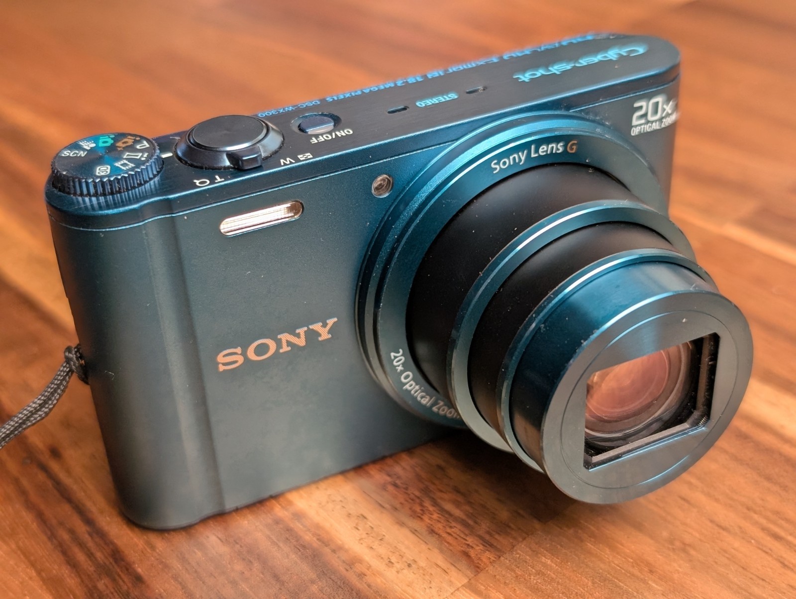 English OK N MINT SONY Cyber-shot DSC-WX300 18.2MP 20x zoom Digital Camera Japan