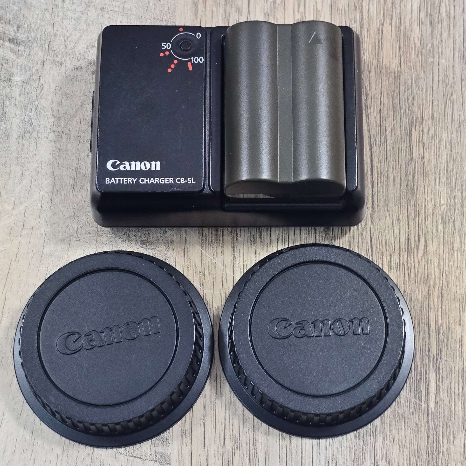 Canon EOS Rebel DS6041 DSLR Camera EFS 35-70mm Lens Plus Battery Charger