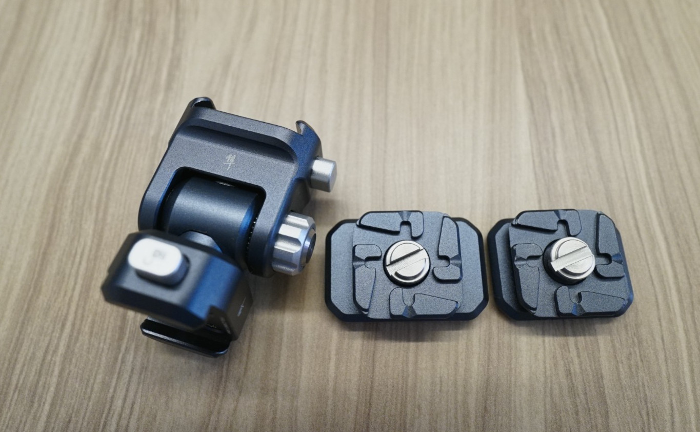 Ulanzi Falcam F22 Tilting Head for Monitor & Mount Plates (FeelWorld)