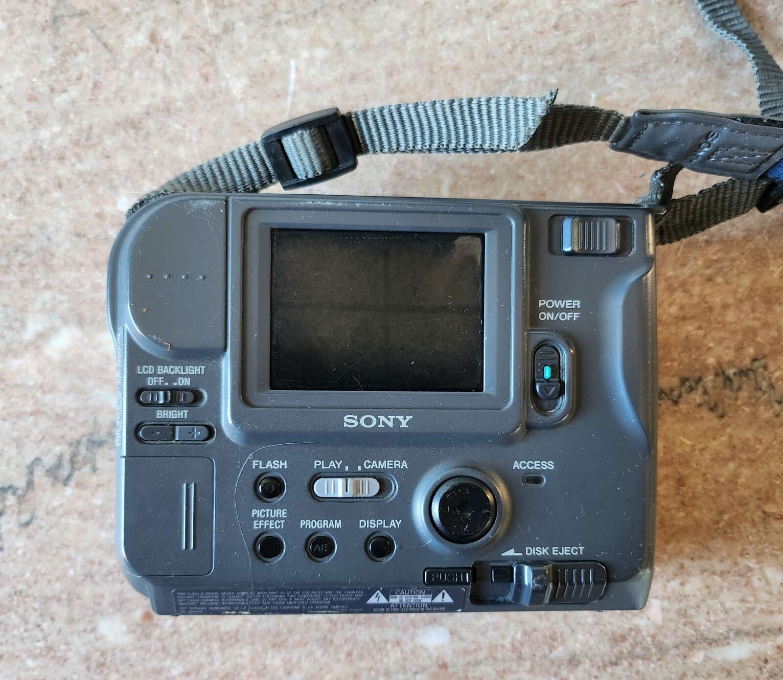 Vintage Sony Mavica MVC-FD71 Digital Camera Untested