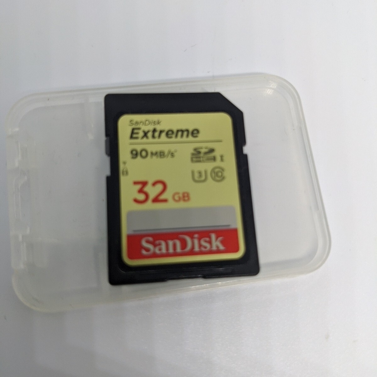 SanDisk Extreme 32GB Class 10 SDHC SD Memory Card UHS-I (90MB/s) V30 4K UHD