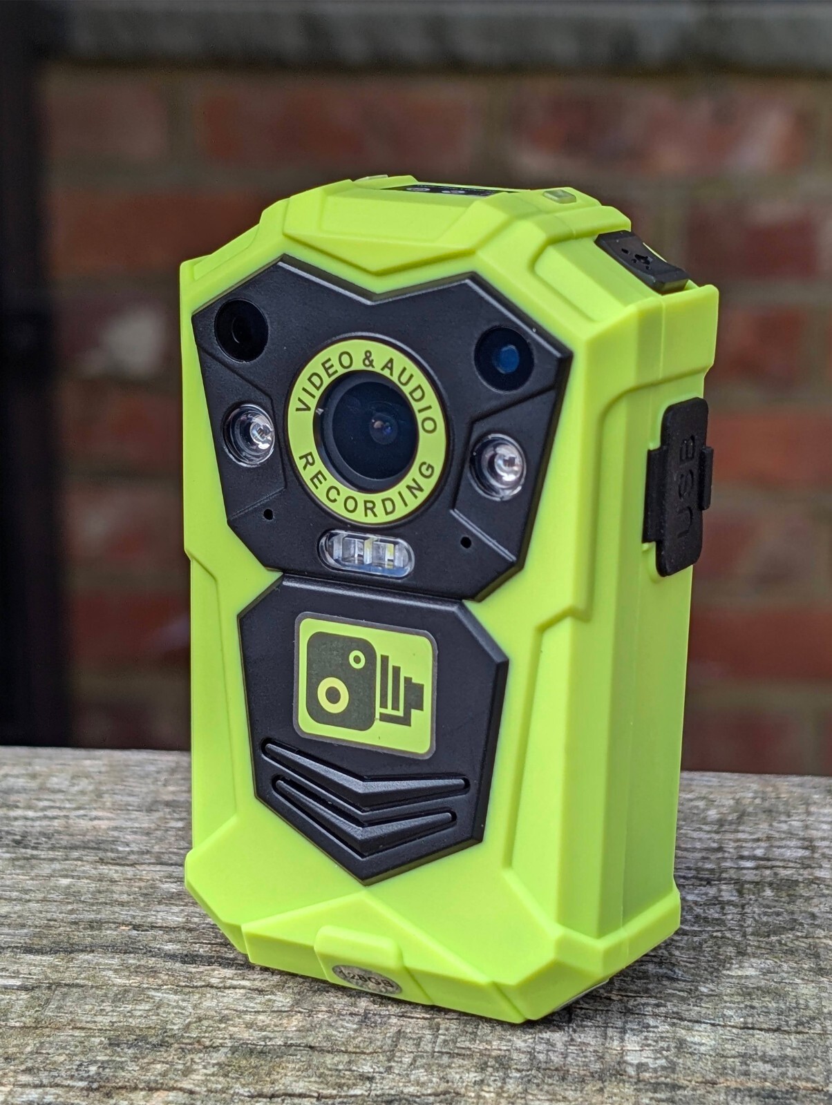 Professional 128GB Body Cam Body Worn Camera For Security Ultra HD GPS Safety