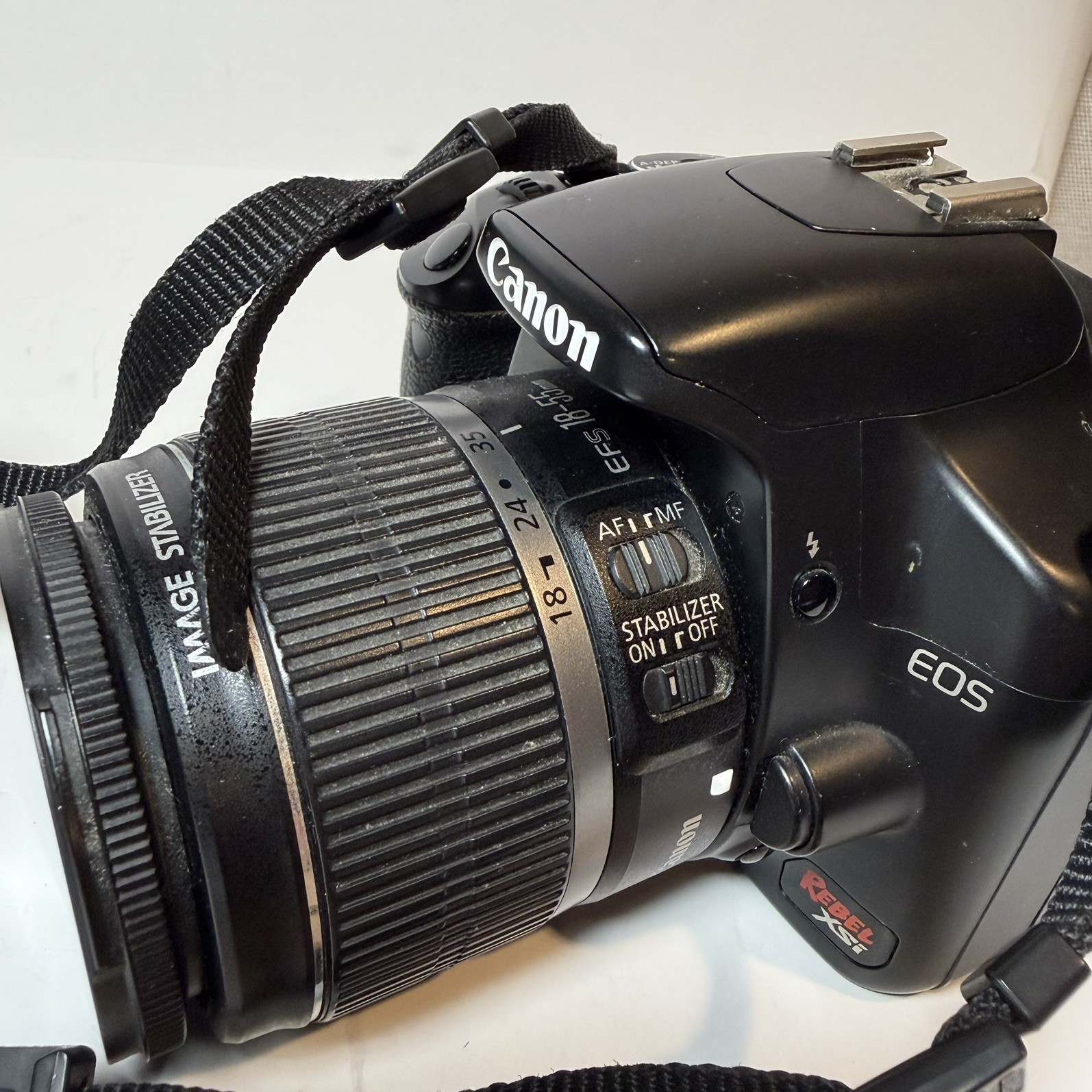 Canon EOS Rebel XSi 450D 12.2MP DSLR Digital Camera w/ EF-S 18-55 IS Lens WORKS!