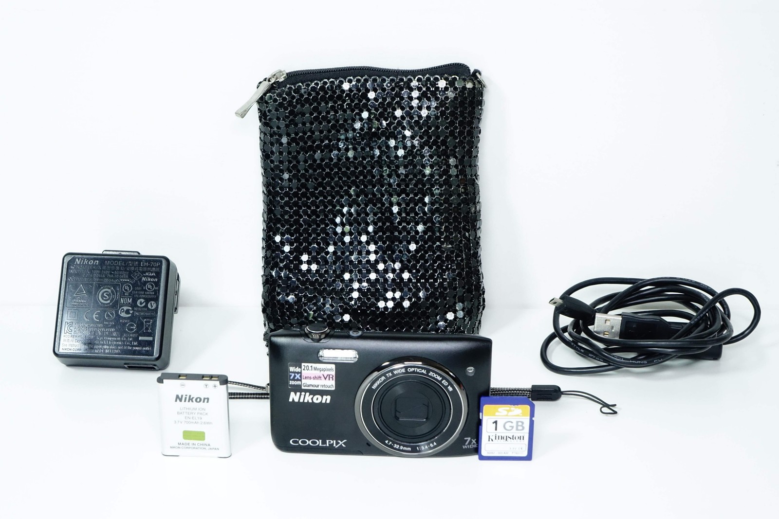 Nikon Coolpix S3500 Black Compact 20.1MP + Case, 1GB SD – 12 MONTH WARRANTY