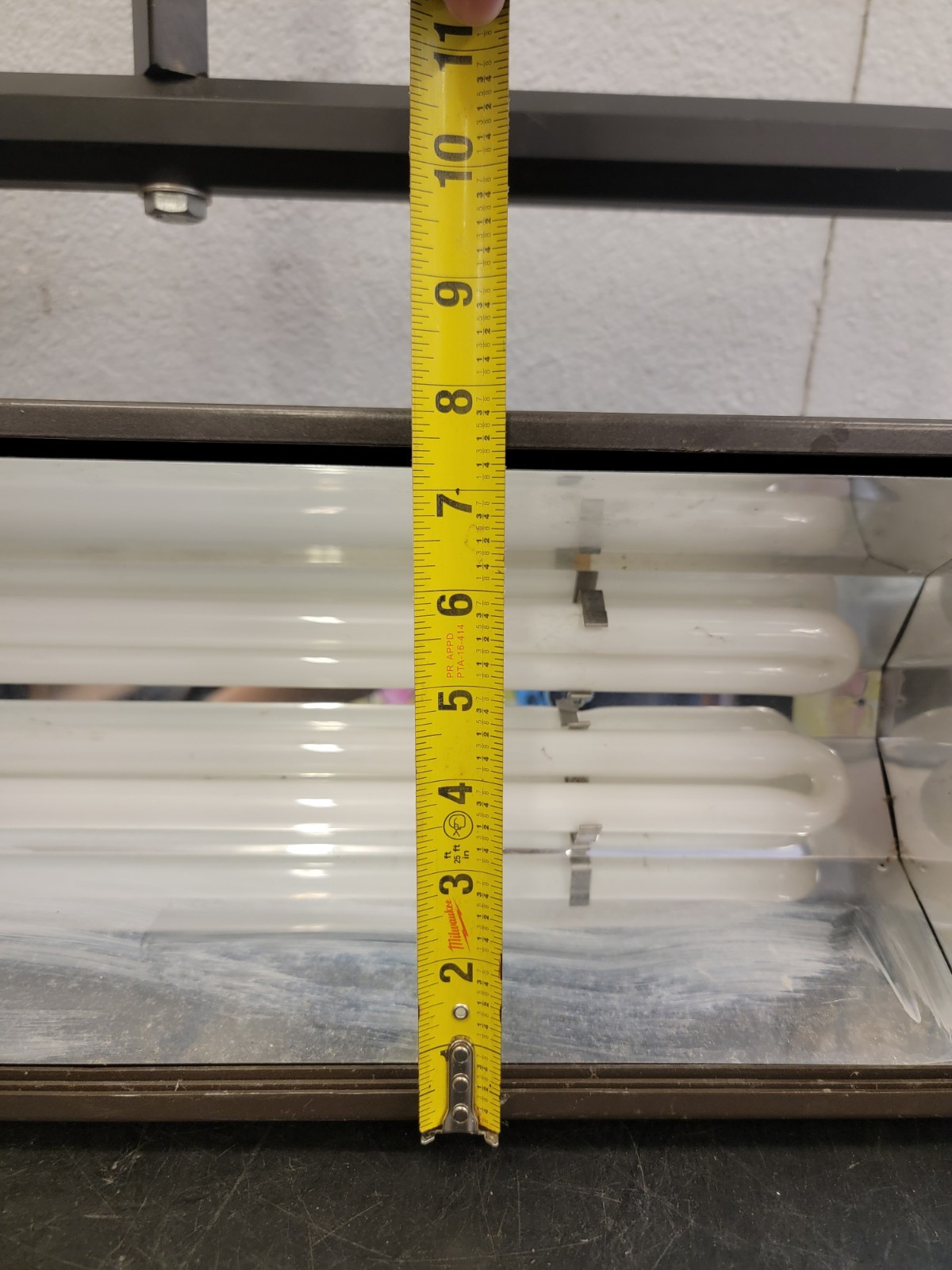 Brightline 1.2N 120V Studio Light Fixture Tested Working 👁