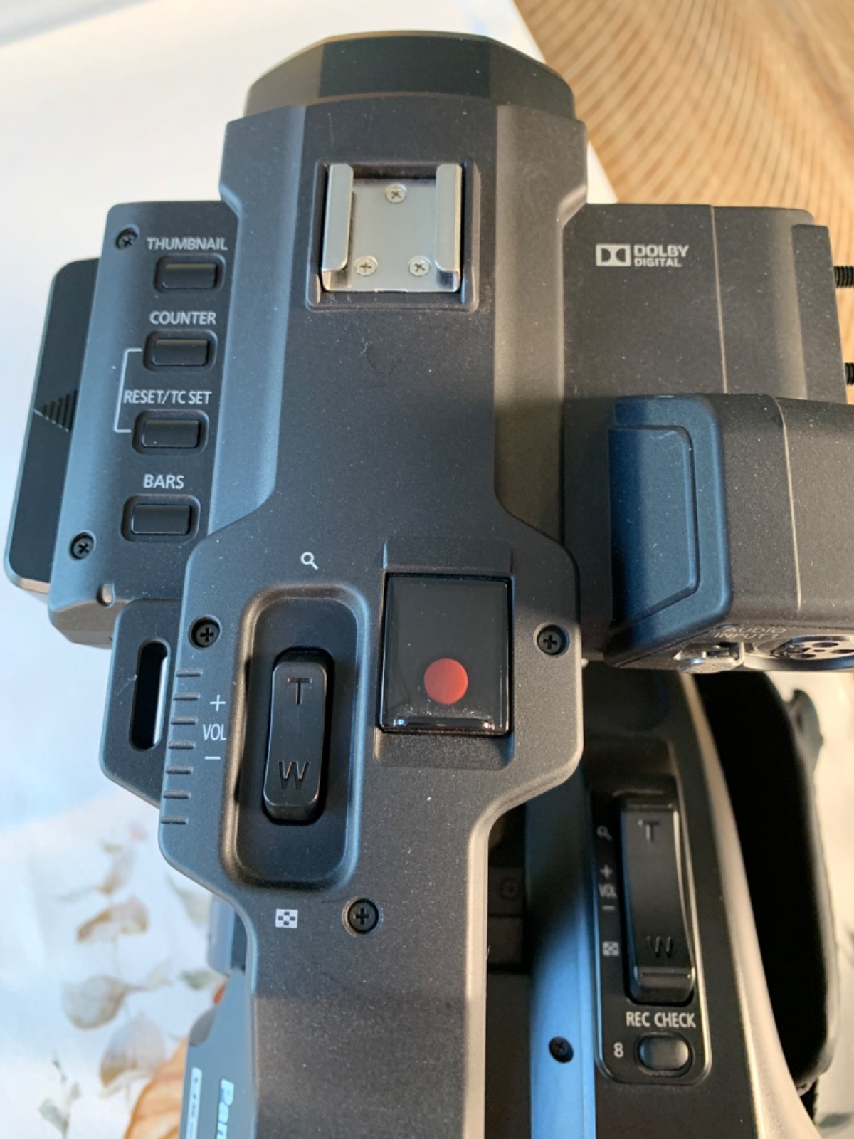Panasonic AG-UX180 4k Professional Camcorder – only 75 HOURS! Yes, Nearly NEW!
