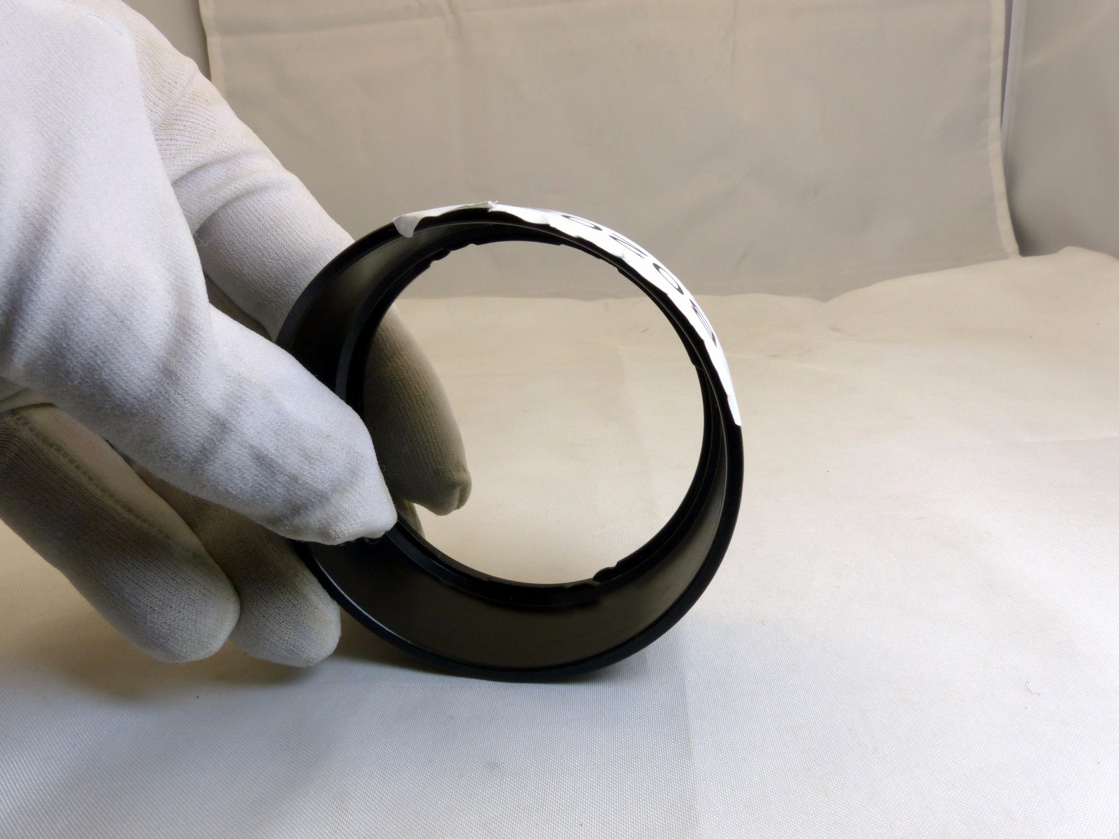 unknown brand 64.3mm ID Lens Hood twist on type B02027