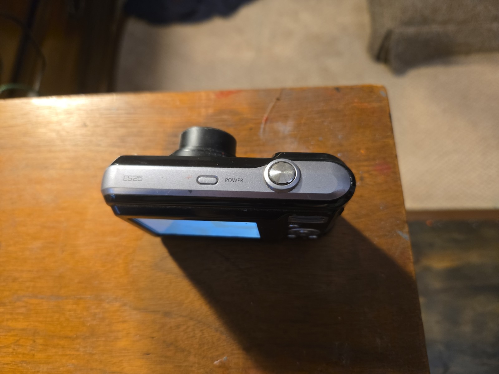 Samsung ES25 12.2MP Digital Camera – works vg